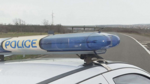 Пореден „герой“: БМВ лети с 237 км./ч. по АМ „Струма“